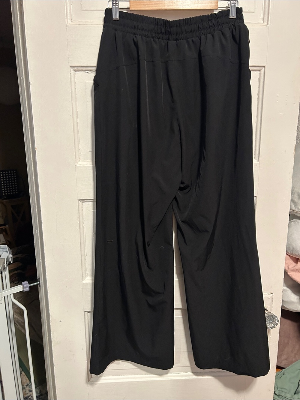 Fabletics Black Downtown Wide Leg Pant - Picture 2 of 2